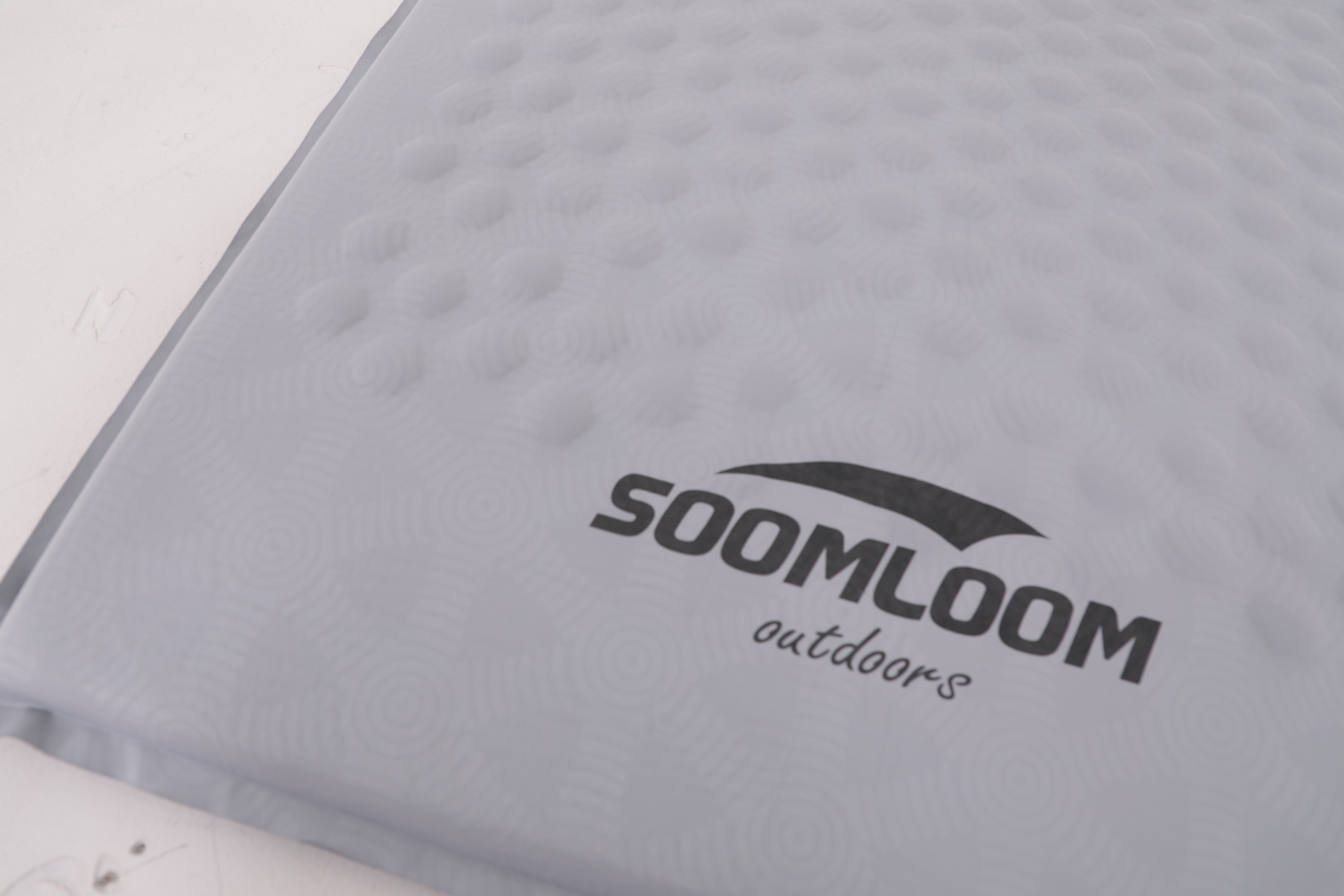 Soomloom エアーマット 自動膨張式 軽量 高反発 キャンプマット 185*55cm 極厚3cm 約850g 収納袋付き